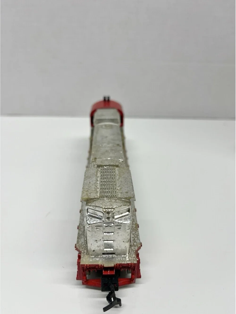 Vintage TYCO HO Scale Train 4301 Silver Streak Locomotive and Caboose UNTESTED